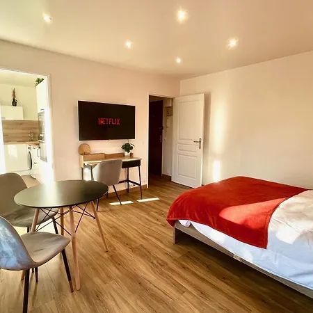 + Parking Prive 아파트