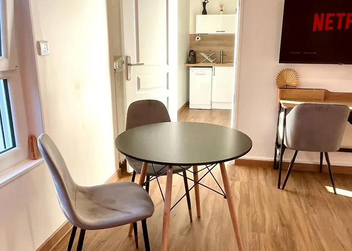 + Parking Privé Caen